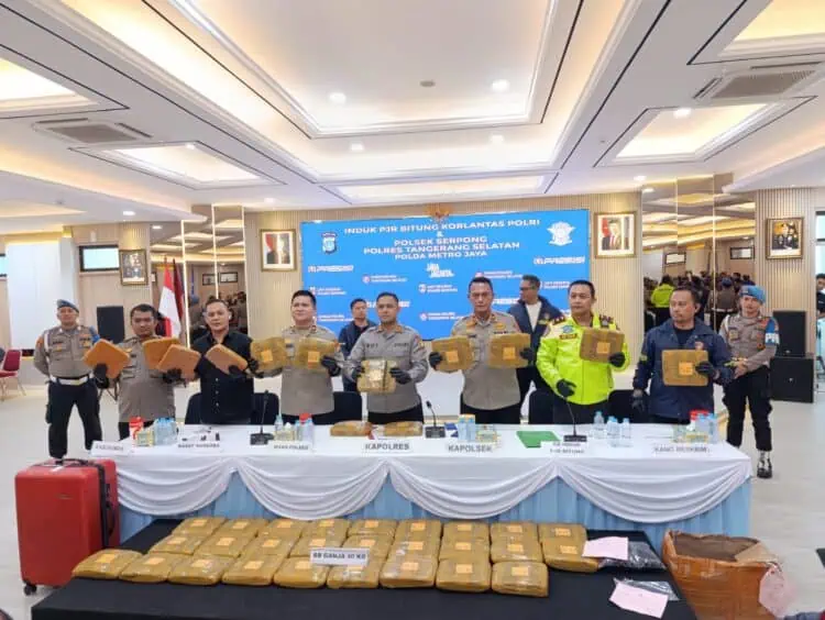 Tangkap Kurir di Tol Bitung, Polres Tangsel Sita 40 Kg Ganja