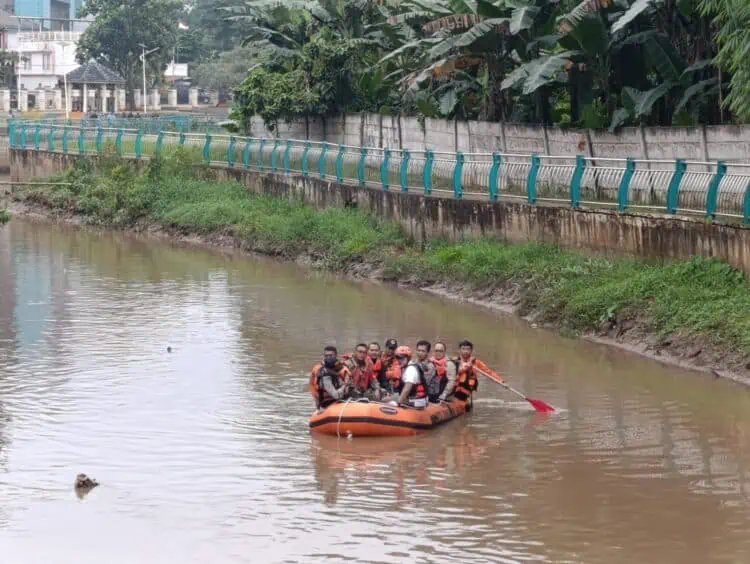 Tercemar Bahan Kimia, Sungai Jaletreng Disterilkan