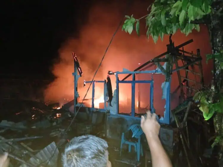 Sebuah Rumah di Patia Ludes Terbakar, Sekeluarga di Pandeglang Nyaris Terpanggang