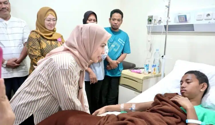 Warga Ciruas Tewas Tertimpa Reruntuhan Rumah, Bupati Zakiyah Turut Berdukacita