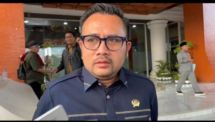 Dampak Perang di Timur Tengah, Ribuan Jamaah Umroh Asal Banten Tertahan di Arab Saudi