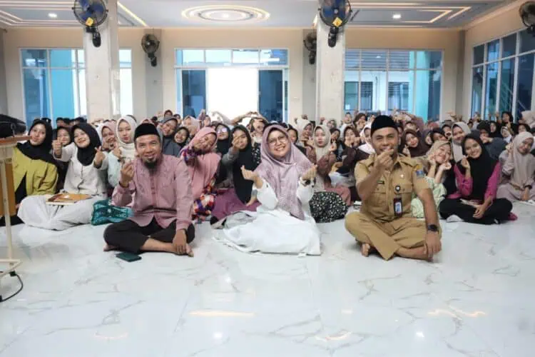 ROADSHOW LITERASI - Dinas Komunikasi Informatika Statistik dan Persandian (Diskominfo) Kabupaten Serang, menggelar Road Show Literasi Digital dalam rangka membekali anak muda agar mempunyai kemampuan digital yang komprehensif di SMAN 1 Ciruas pada Selasa, (10/3/2026). (ISTIMEWA)