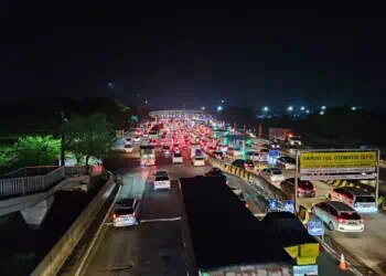 Jalan Rusak dan Macet, Tol Bitung Dikeluhkan