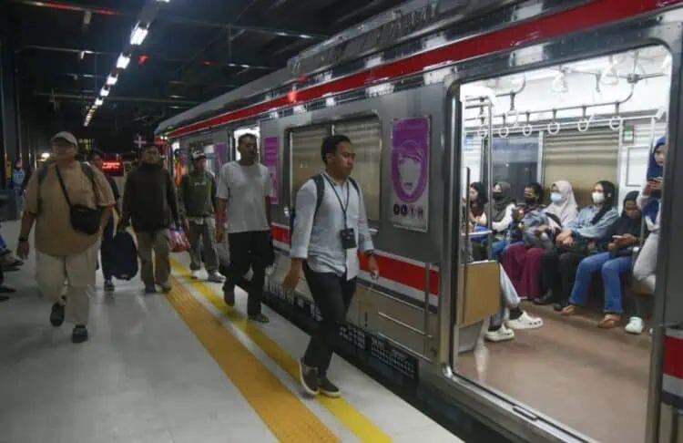 Ledakan Penumpang! Commuterline Merak Tembus 252 Ribu Selama Puasa