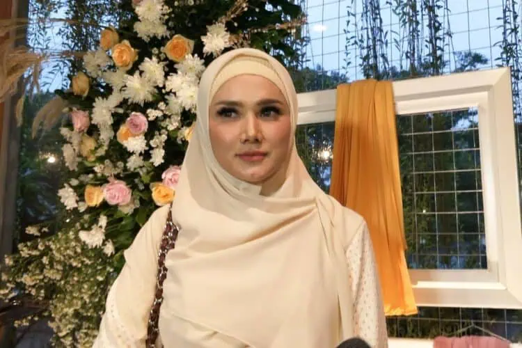 Dituding Berikan Pernyataan Sudutkan Profesi Guru, Mulan Jameela Bantah Keras