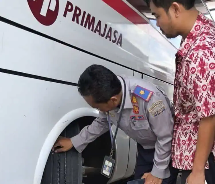 Jelang Arus Mudik Lebaran, Kelaikan Bus Dicek di Terminal Mandala Lebak