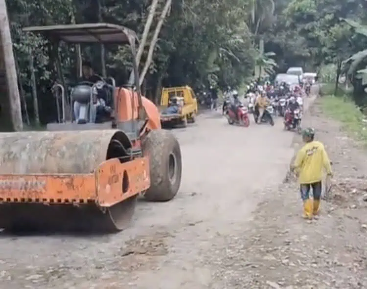 Jalan Sampay–Cileles Lebak Ambles, Perbaikan Dikebut Jelang Mudik