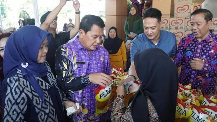 Sinar Mas Land Gelar Bazar Minyak Goreng Murah Untuk 7.500 Warga
