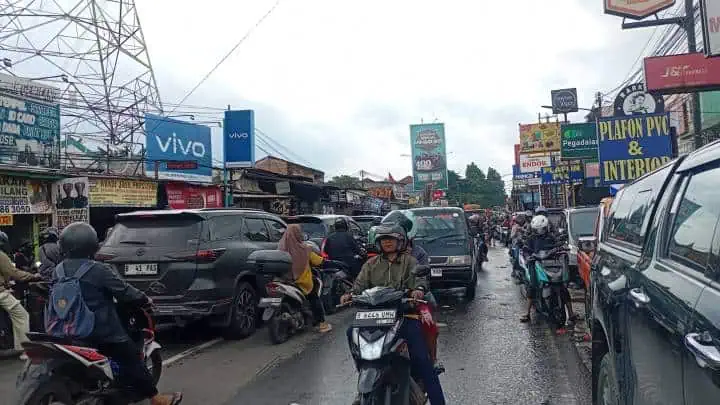 Imbas Banjir, Jalan HOS Cokroaminoto-Hasyim Ashari Kota Tangerang Ditutup Sementara