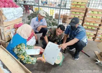 Pastikan Transaksi Pasar Akurat dan Terpercaya UPT Metrologi Legal Kota Tangerang Gencarkan Layanan Tera dan Tera Ulang Timbangan