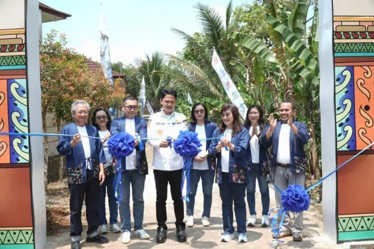 Di Mina Agro Wisata Bukit Sinyonya Pandeglang, FIFGROUP Wujudkan Desa Sejahtera