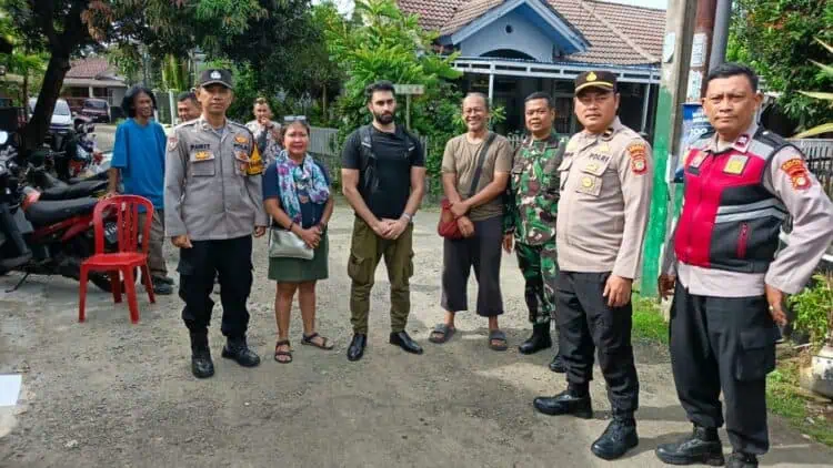 Warga Negara Asing (WNA) diamankan Polsek Ciputat Timur. (ISTIMEWA)