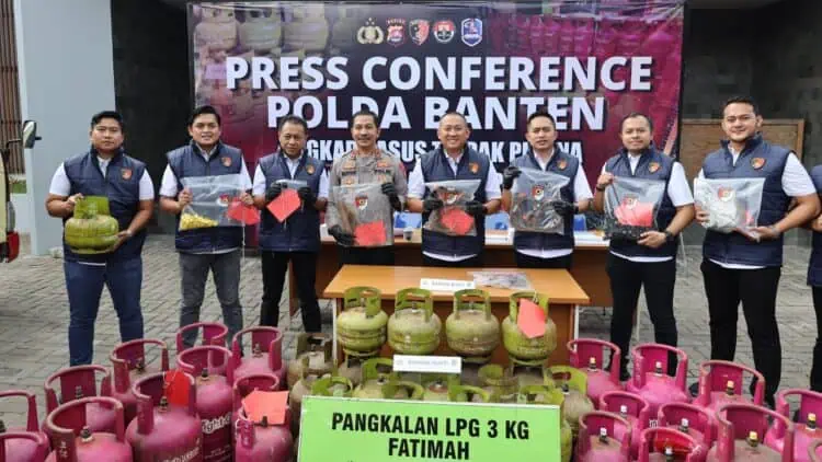 Komplotan Pengoplos Elpiji Bersubsidi Diamankan Ke Mapolda Banten