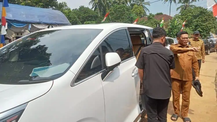 Penghematan Energi, Gubernur Andra Gunakan Mobil Listrik