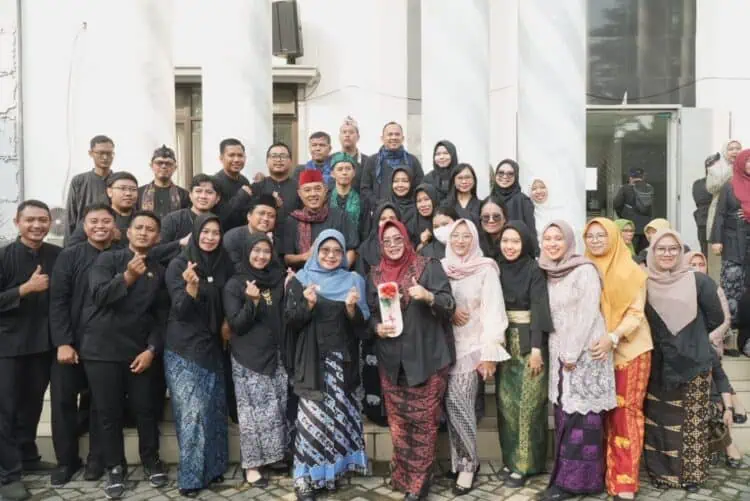 Bupati Dewi: Kartini Masa Kini Mari Terus Berkarya