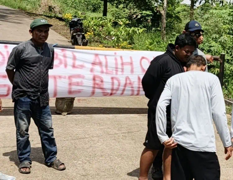 Sampaikan 3 Tuntutan, Masyarakat Terdampak Blokade TPA Bangkonol Pandeglang