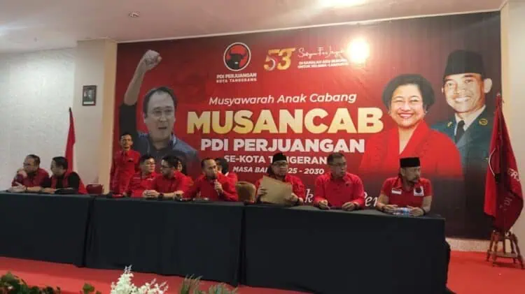 143 Pengurus PAC PDI Perjuangan Kota Tangerang Dilantik