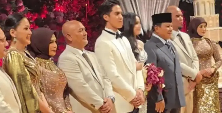 Presiden Prabowo Hadiri Resepsi Pernikahan El Rumi dengan Syifa Hadju