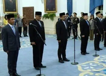Presiden Prabowo Lantik Jumhur Hidayat Jadi Menteri LH, Dudung Pimpin KSP