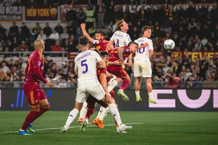 AS Roma Hidupkan Harapan ke Liga Champions