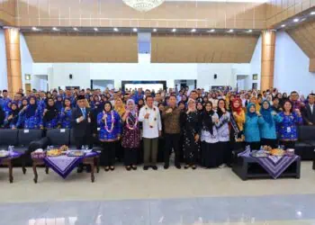 Bupati Tangerang Luncurkan Buku Mangrove Penyelamat Pantai