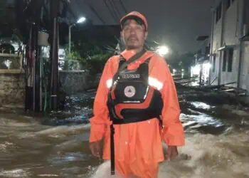Hujan Singkat, Banjir Kepung Tangerang Selatan hingga 1 Meter