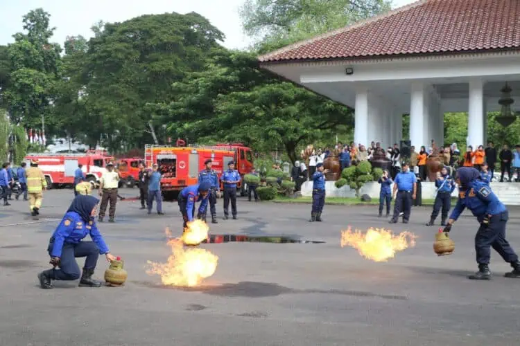 Peringati HUT Ke-107 Damkar, Bupati Serang Ajak Tingkatkan Mitigasi Bencana