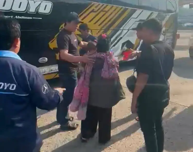DITEMUKAN : Personel Resmob Satreskrim Polres Serang menemukan seorang pelaku penculikan bersama balita usia 17 bulan di pelabuhan Merak. (ISTIMEWA)