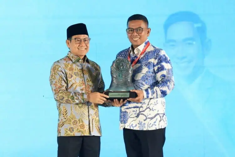 5,92 Juta Orang Tercover BPJS Ketenagakerjaan, Pemprov Banten Raih Paritrana Award