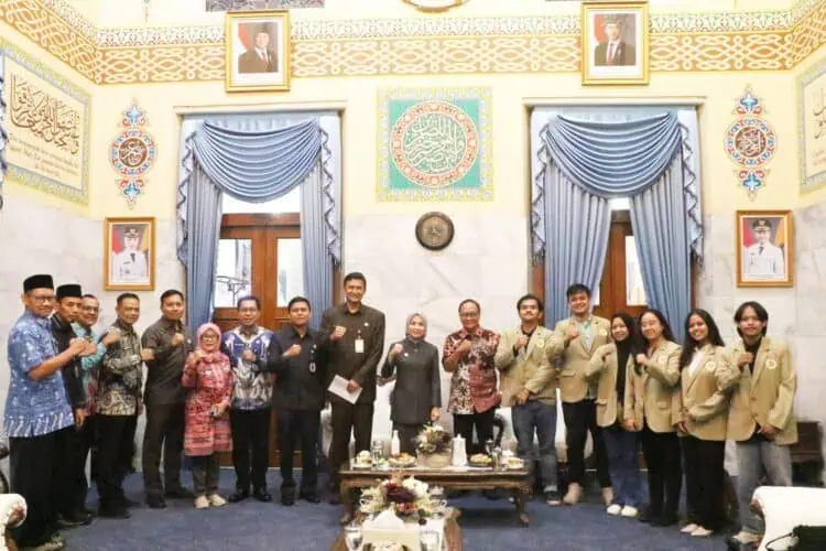 Menerima Peserta KKN-PPM Dari UGM, Bupati Ratu Zakiyah Minta Gali Potensi Wisata di Mancak