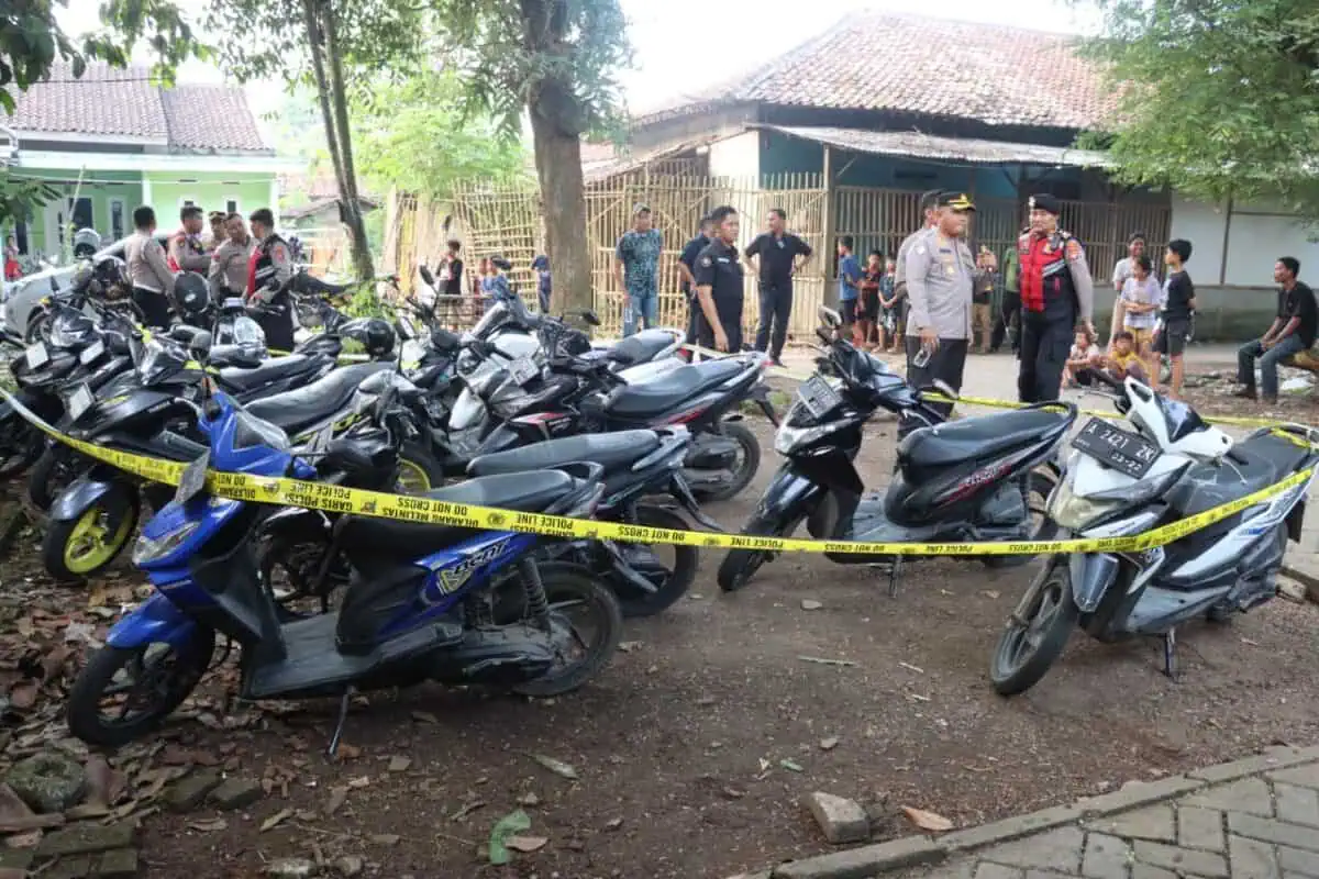 Dipimpin Kapolresta, Arena Judi Sabung Ayam di Jayanti Digulung Polisi Dipimpin Kapolresta, Arena Judi Sabung Ayam di Jayanti Digulung Polisi