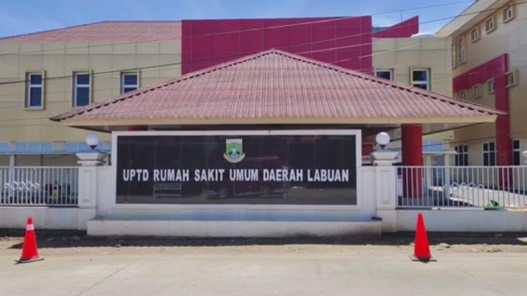 Gedung RSUD Labuan tampak depan. (ISTIMEWA)