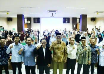 Fakultas Tarbiyah dan Keguruan UIN Sultan Maulana Hasanuddin Banten, menyelenggarakan kegiatan Workshop Kemahasiswaan bertemakan Transformasi Penulisan Ilmiah melalui Integrasi Smart Technology dan Etika Akademik di Era Digital, Kamis (30/4/2026) lalu. (ISTIMEWA)