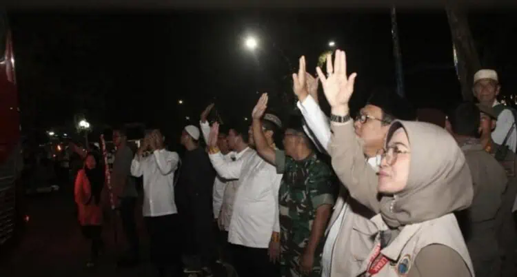 Dua Kloter Jemaah Haji Lebak Diberangkatkan, Ini Pesan Wabup Amir