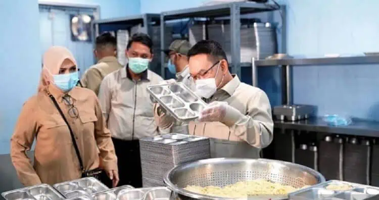 Temukan Belatung hingga PAL Bermasalah, KSP Sentil Dapur MBG