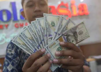 Rupiah Tembus Rp18.000, BI Perkuat Intervensi