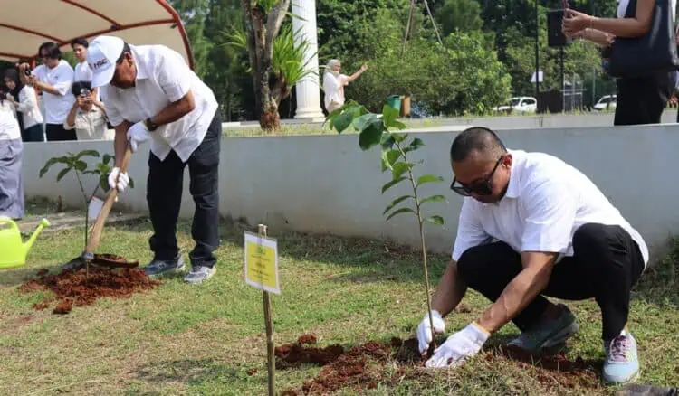 PT Wahana Makmur Sejati Dukung UMJ Membumi 2026 Lewat Penanaman 650 Bibit Pohon