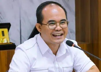 Anggota Fraksi PDIP DPRD Banten, Yeremia Mendrofa. (ISTIMEWA)