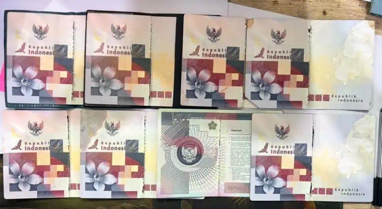 Imigrasi Tangerang Pastikan Paspor Berserakan di Serpong Milik Jamaah Haji