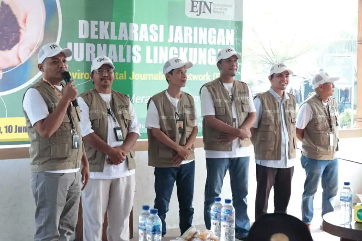 Jurnalis Tangerang Deklarasikan Environmental Journalist Network, Tanam 10 Ribu Mangrove di Mauk
