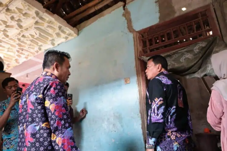 Bupati Tangerang Pastikan Program RTLH Tepat Sasaran
