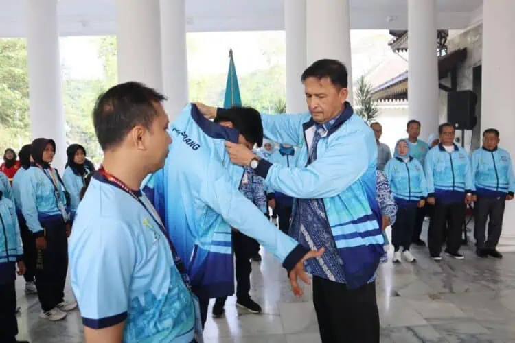 Lepas Kontingen Popda, Sekda Serang Zaldi Target Juara dan Disporapar Peringkat 6