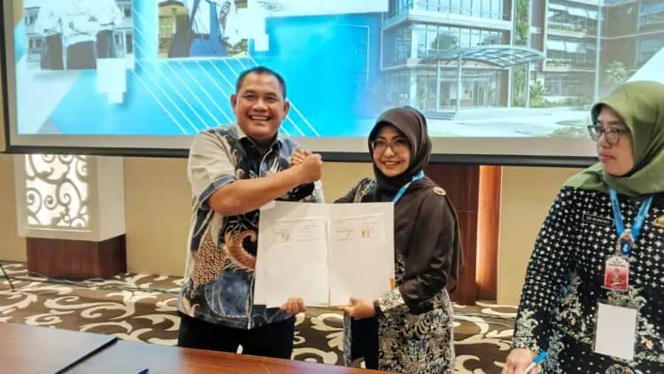 Pemkab Pandeglang Serahkan Dokumen Lahan Calon Sekolah Nasional Terintegrasi Tahun 2026
