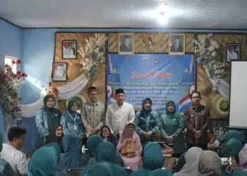 TIM EVALUASI DAN PEMBINAAN - Kedatangan Tim Evaluasi dan Pembinaan Pelaksanaan 10 Program Pokok PKK, dalam rangka Hari Kesatuan Gerak (HKG) PKK ke-54 Tingkat Provinsi Banten, di Desa Banjar, Kecamatan Banjar, Kabupaten Pandeglang, Jumat (12/6/2026). (ISTIMEWA)
