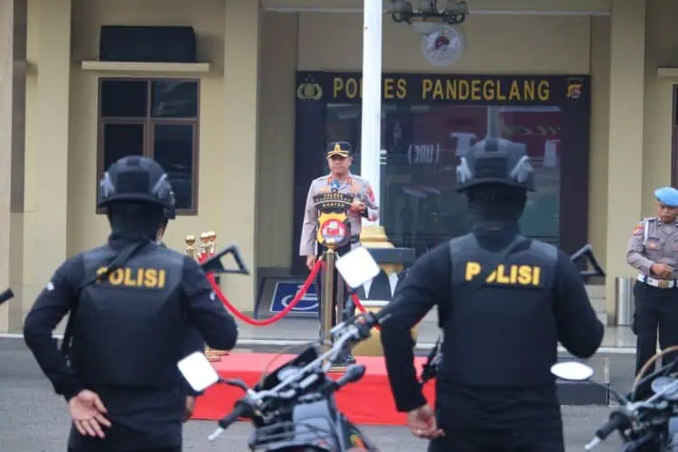 Tim Unit Reaksi Cepat (URC) Polres Pandeglang, di launching di halaman Mapolres setempat, Senin (15/6/2026). (ISTIMEWA)