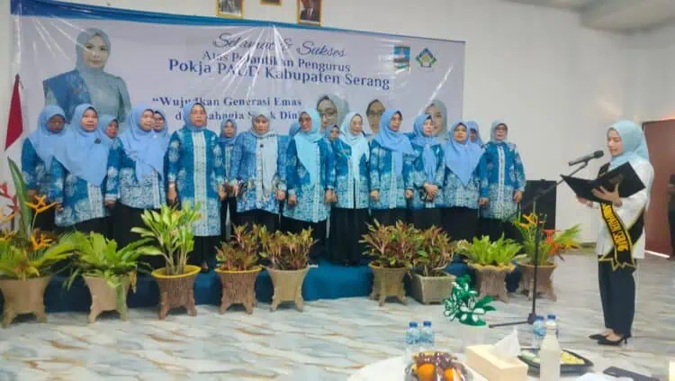Lantik Pokja Bunda Paud, Bupati Zakiyah Minta Sosialisasi Prasekolah Dimasifkan