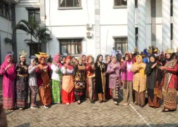 Keluarga Yang Tangguh Mampu Melahirkan Generasi Unggul