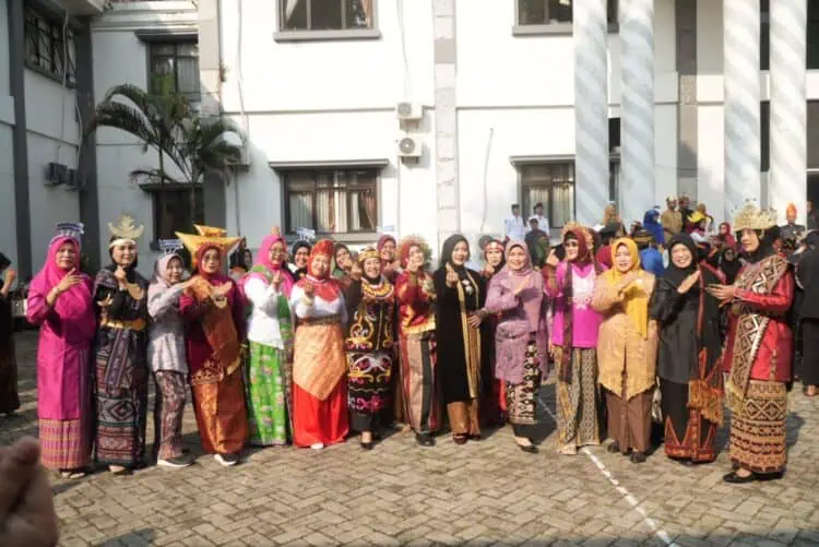 Keluarga Yang Tangguh Mampu Melahirkan Generasi Unggul