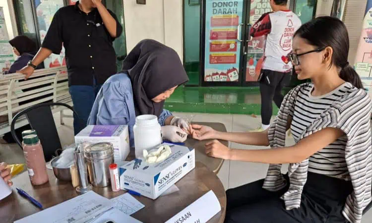 PMI Kota Tangerang Gelar Cek Kesehatan dan Golongan Darah Gratis pada Hari Donor Darah Sedunia