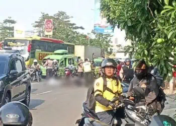 Gagal Nyalip Truk di Jalan Sudirman Tangerang, Pengendara Motor Tewas Terlindas